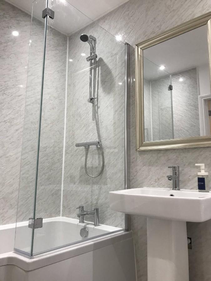 Stylish Modern 3-Bed House Nr Manchester City Ctr Whitefield Ngoại thất bức ảnh