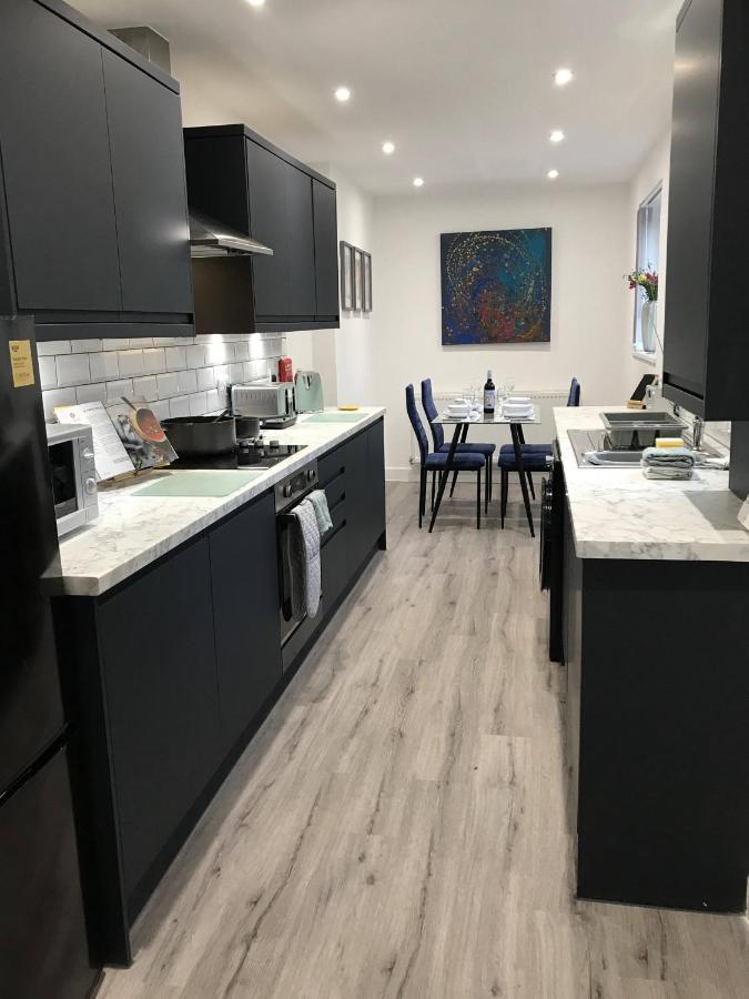 Stylish Modern 3-Bed House Nr Manchester City Ctr Whitefield Ngoại thất bức ảnh